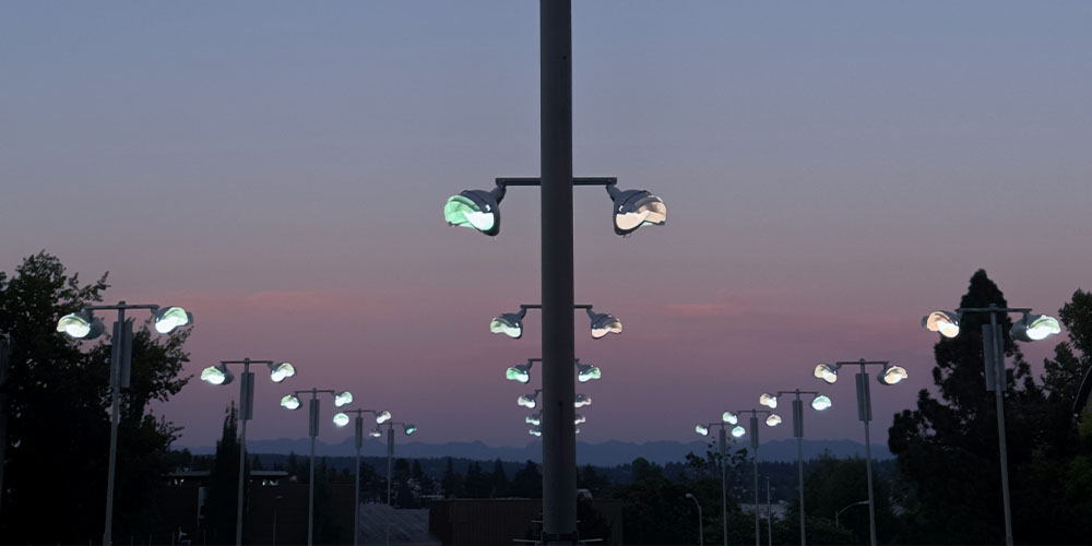 Street light pole design for roads parking lots and urban outdoor lighting systems